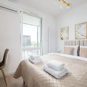https://rentplanet-apartamenty-wiktoryn.warsawhotelspoland.com