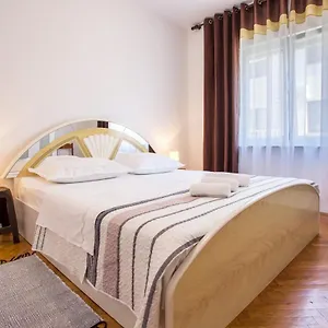 https://apartment-blaz.splithotels.org