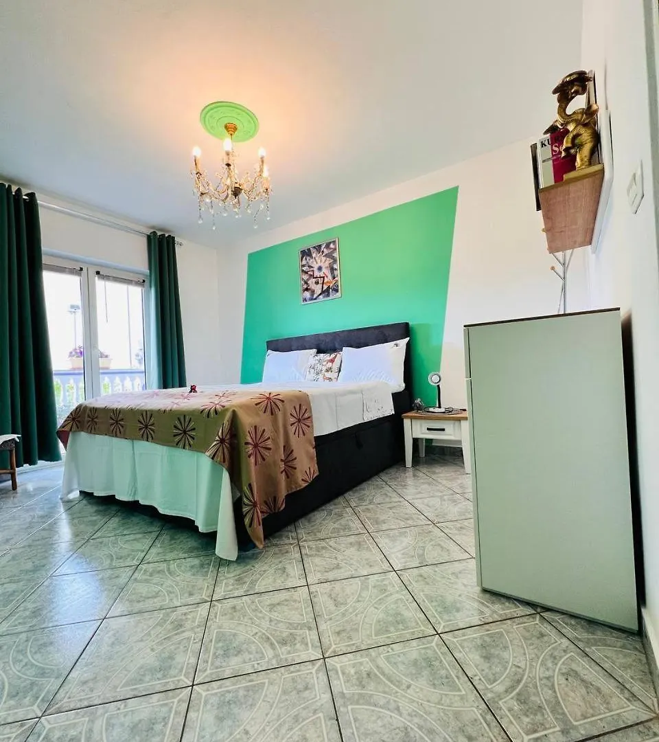 Appartamento Mira Pola Croazia