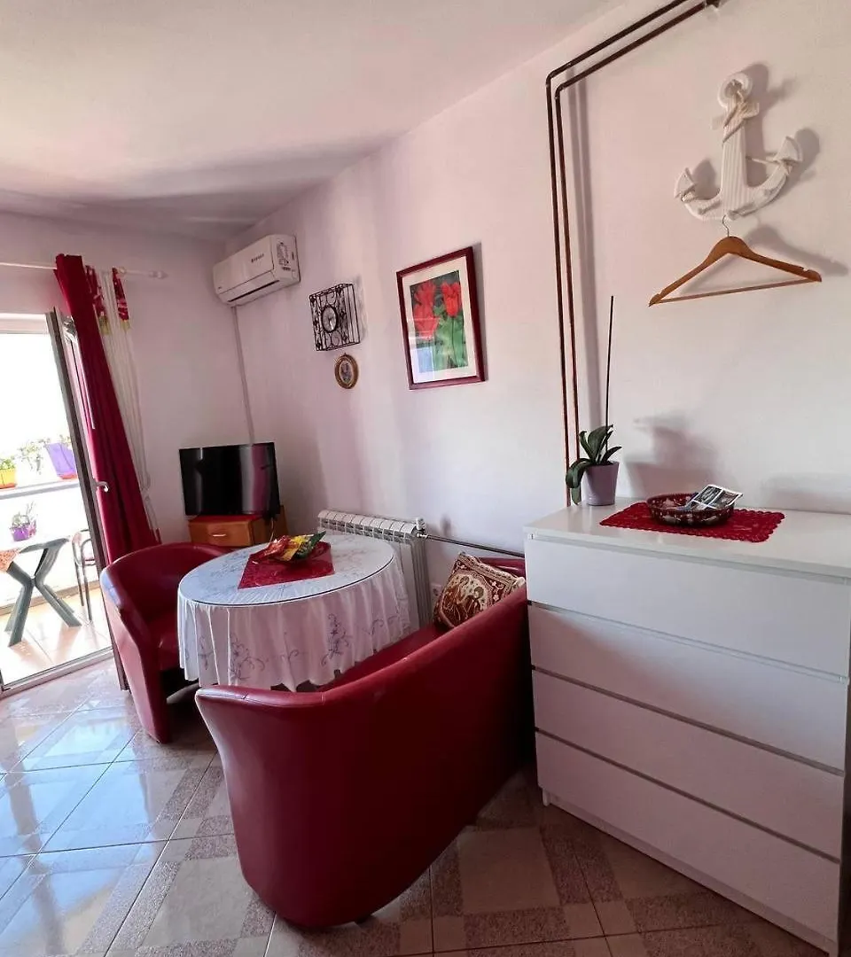 Appartamento Mira Pola 0*,  Croazia