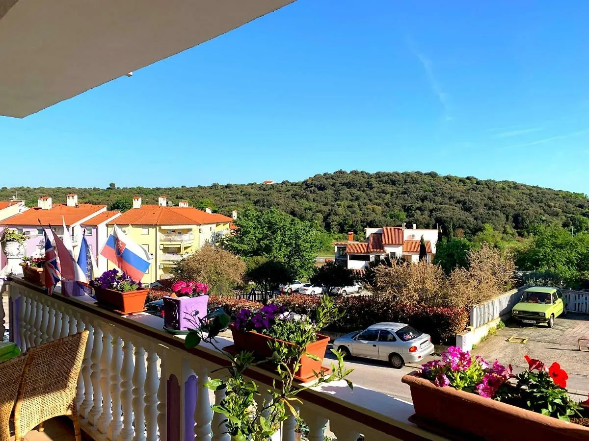 Mira Διαμέρισμα Πούλα Κροατία